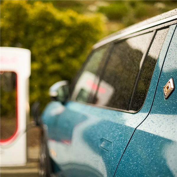 门徒平台注册：不再“独宠”小鹏！大众投了特斯拉宿敌360亿